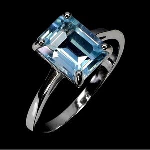 Elegant Natural Sky Blue Topaz 2CT in 925 Sterling Silver Ring Sz 8